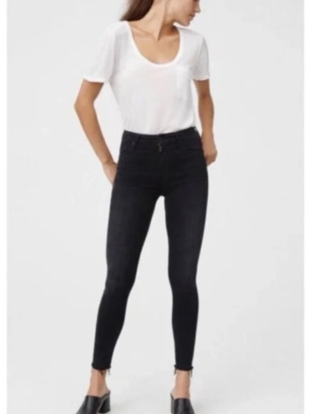 Mother Denim High Waisted Looker Ankle Fray